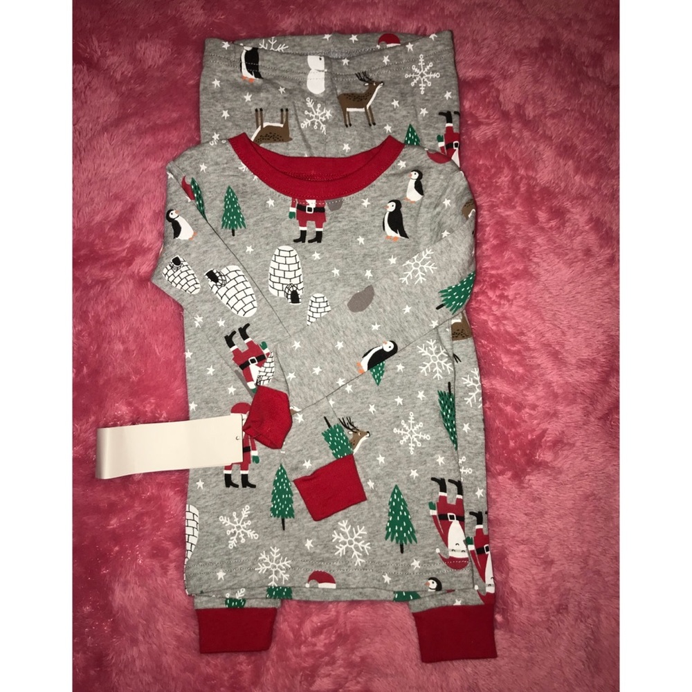 CARTERS Santa themed Pajama Set NWT